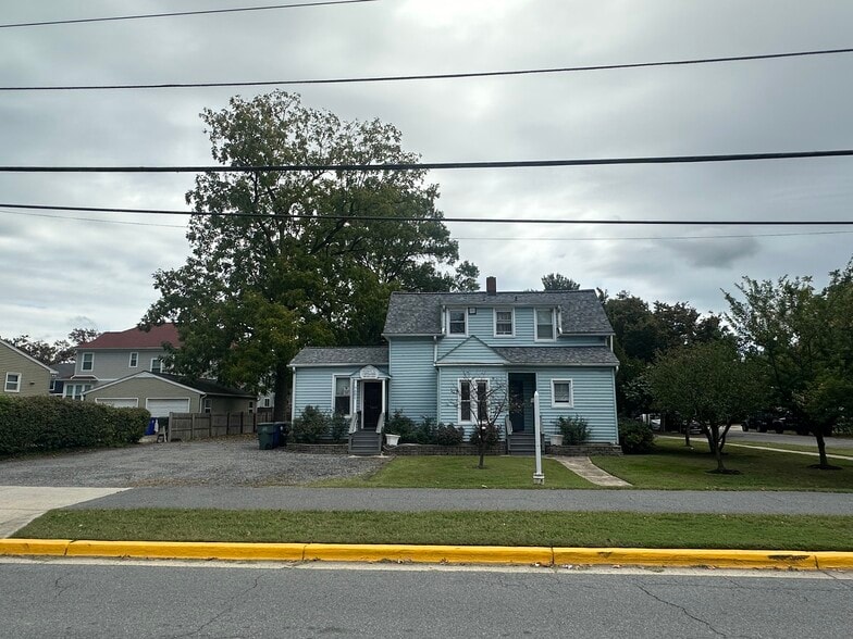 7501 Rhode Island Ave, College Park, MD for sale - Building Photo - Image 2 of 5