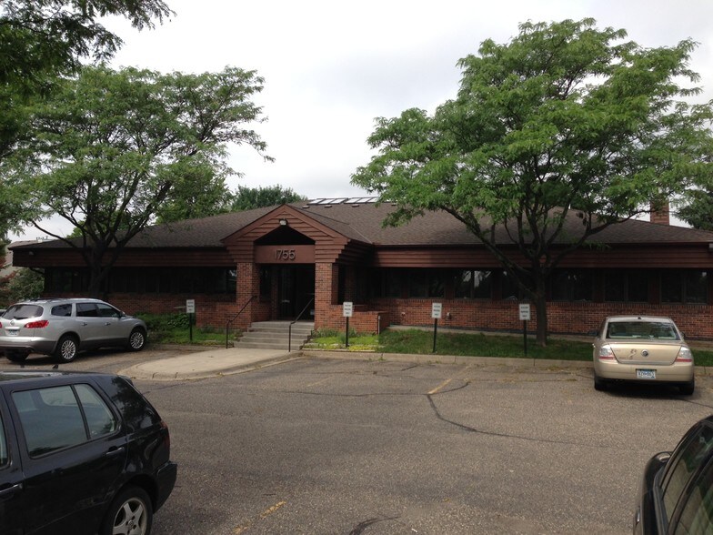 1755 N Prior Ave, Falcon Heights, MN for sale - Building Photo - Image 1 of 1