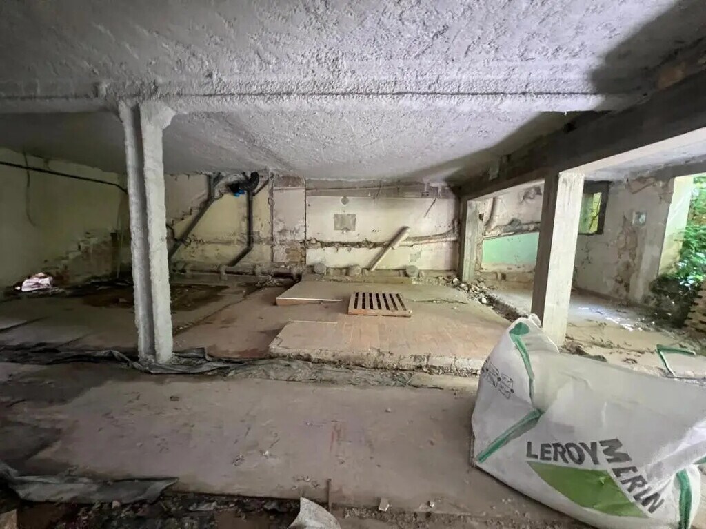 Vente Bureaux 253 m² - Photo 1