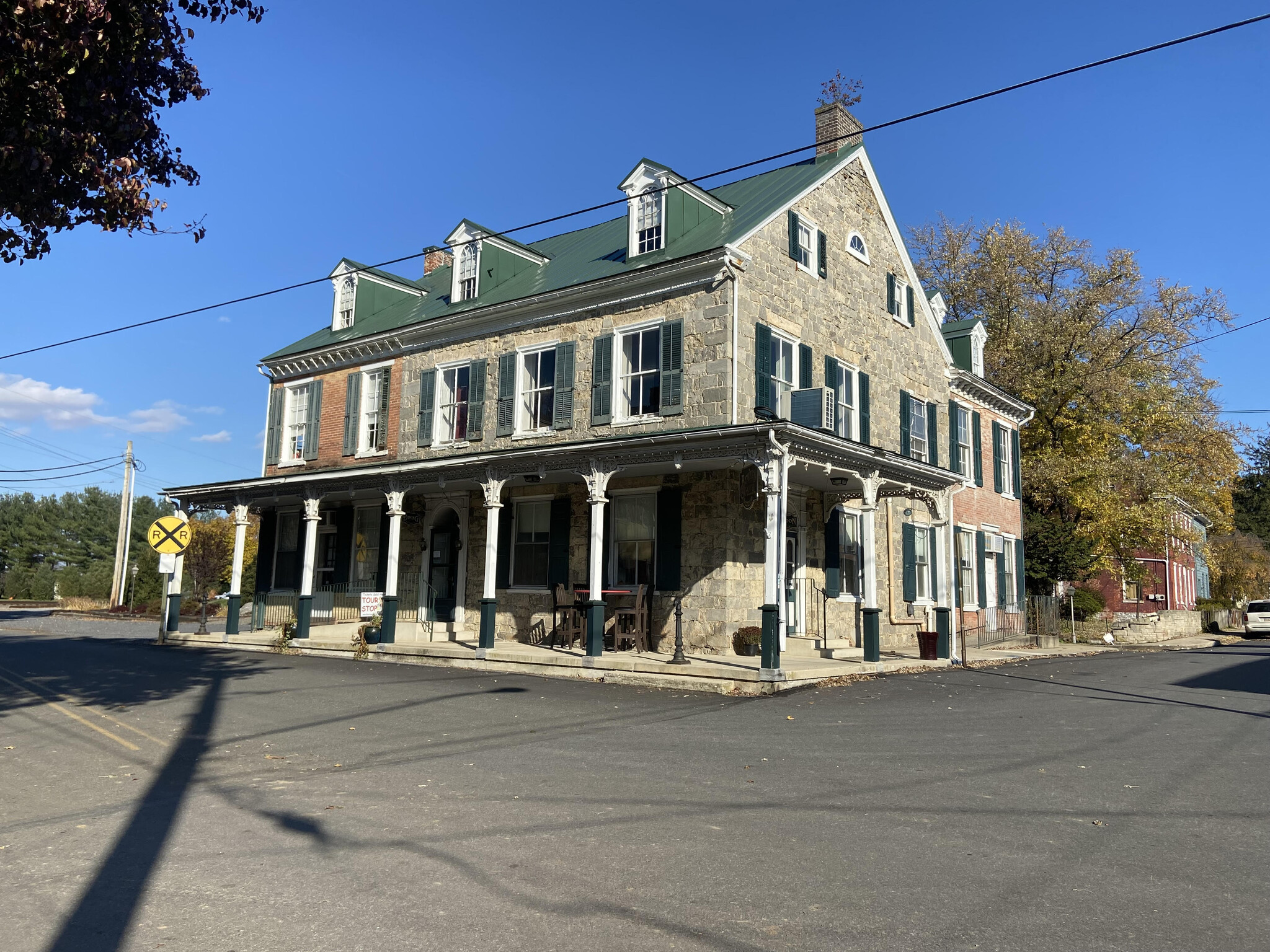 298 Bowers Rd, Mertztown, PA for sale Primary Photo- Image 1 of 1