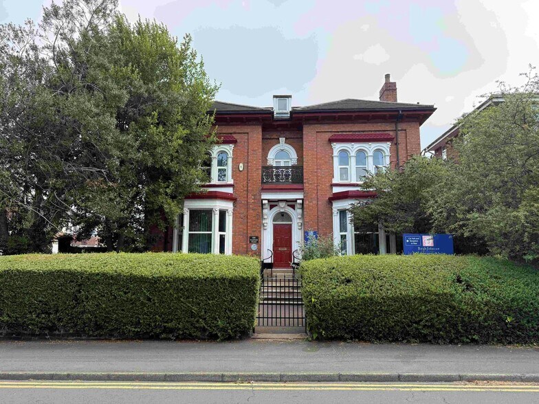 64 Princes Rd, Stoke-On-Trent for lease - Building Photo - Image 2 of 10