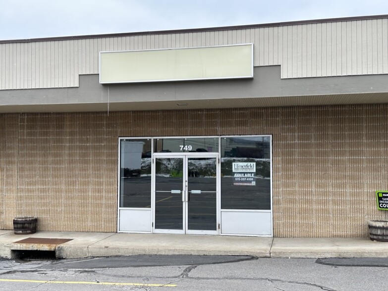 743 Oak St, Scranton, PA 18508 - Oak & Keyser Shopping Plaza | LoopNet