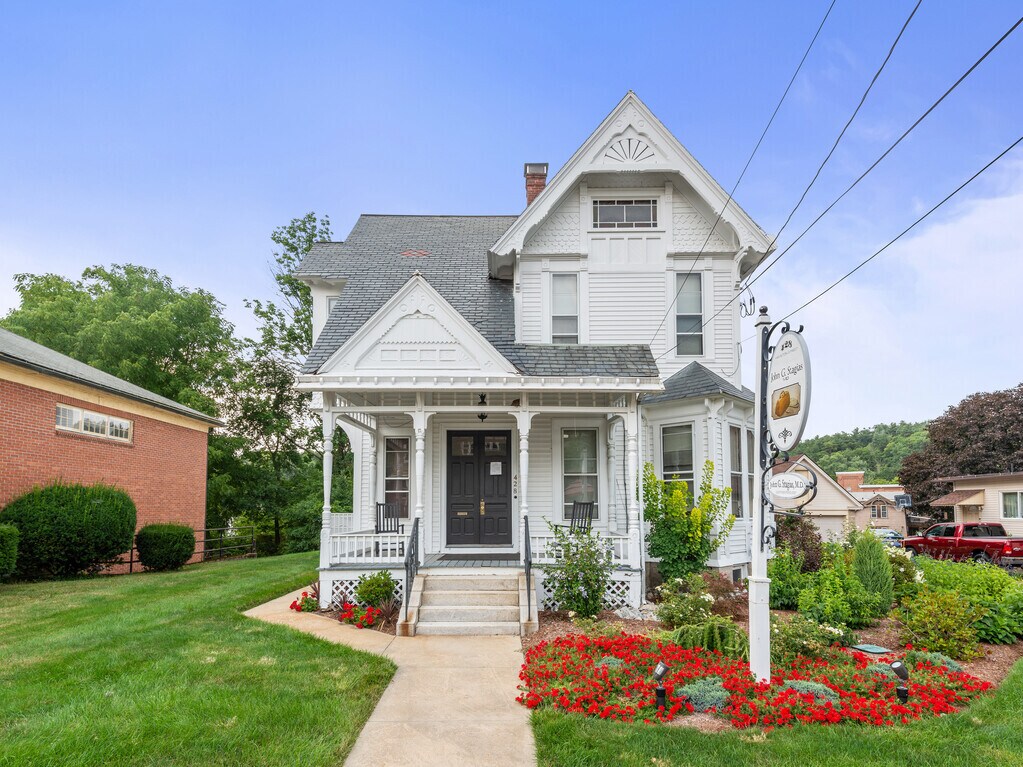 428 Hamilton St  