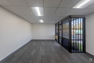 30139 Industrial Pky SW, Hayward, CA for lease Interior Photo- Image 1 of 8