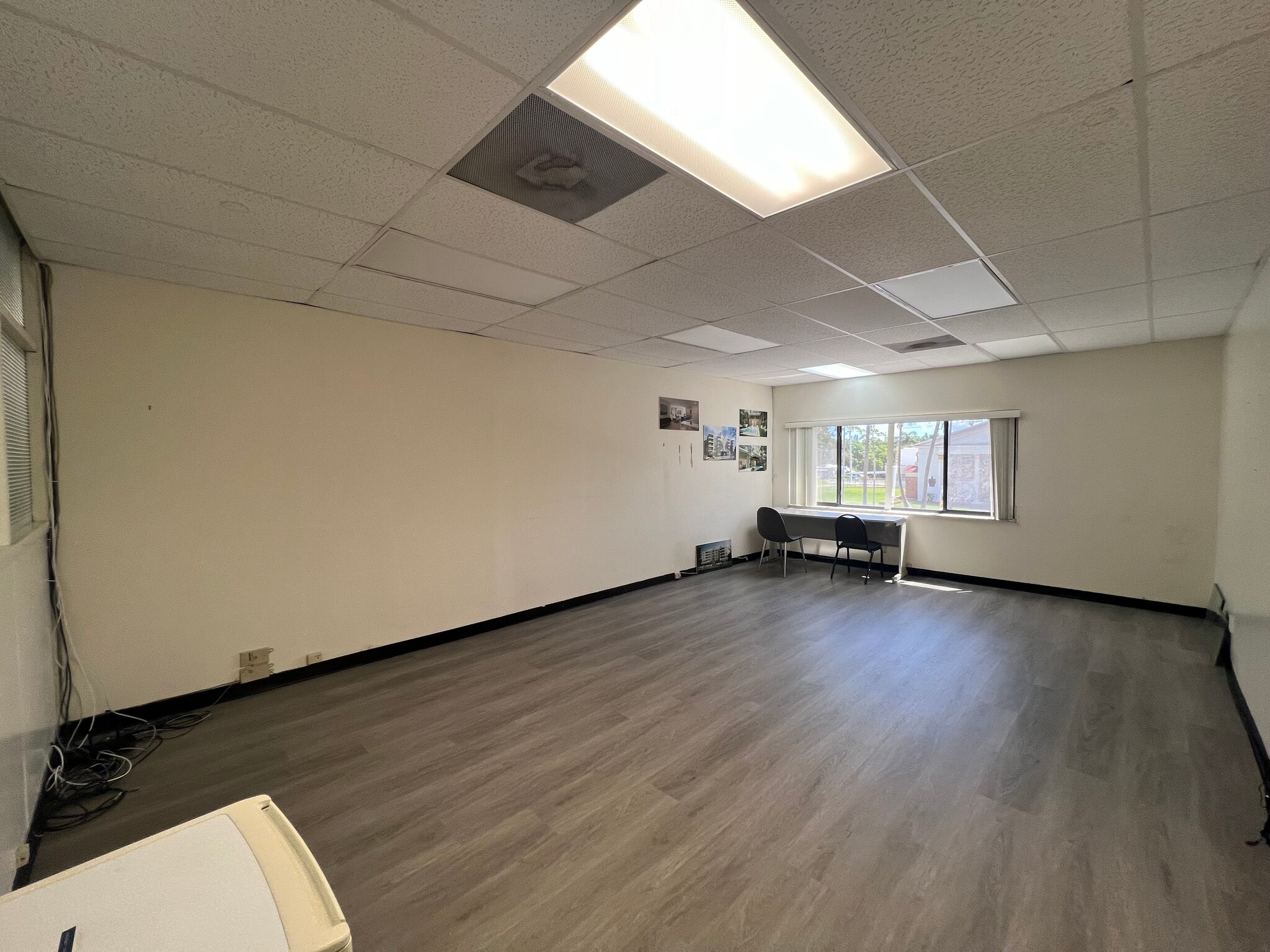 126 S Federal Hwy, Dania, FL for lease Interior Photo- Image 1 of 3