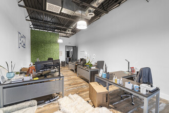 701-705 N Andrews Ave, Fort Lauderdale, FL for lease Interior Photo- Image 2 of 3