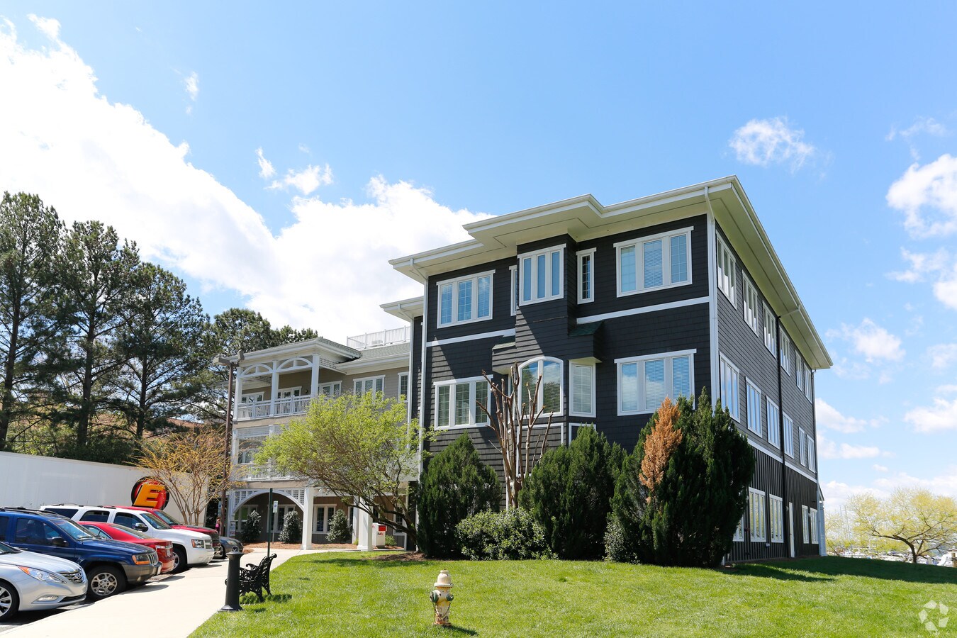 17505 W Catawba Ave, Cornelius, NC 28031