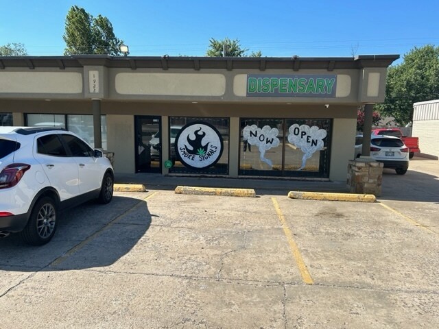 1922 NW Cache Rd, Lawton, OK for sale Primary Photo- Image 1 of 1