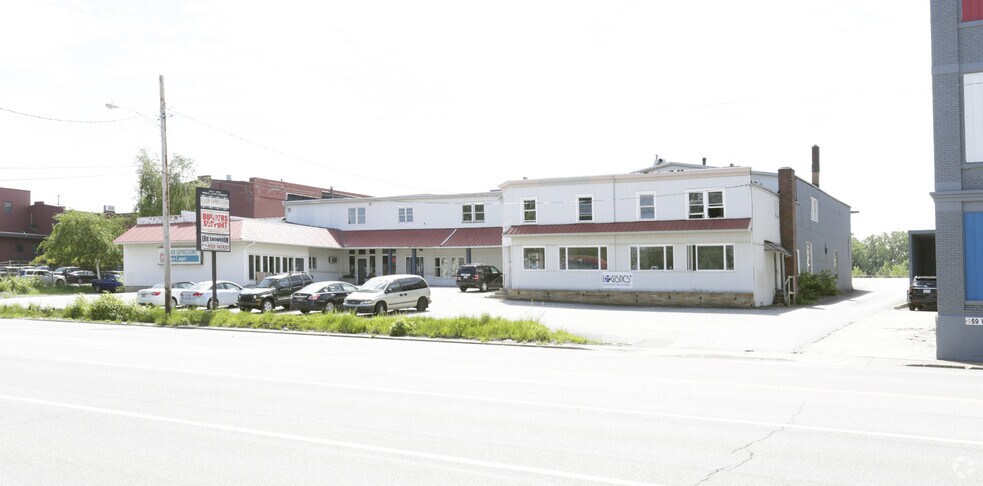 943-953 W 12th St, Erie, PA for lease - Building Photo - Image 3 of 4