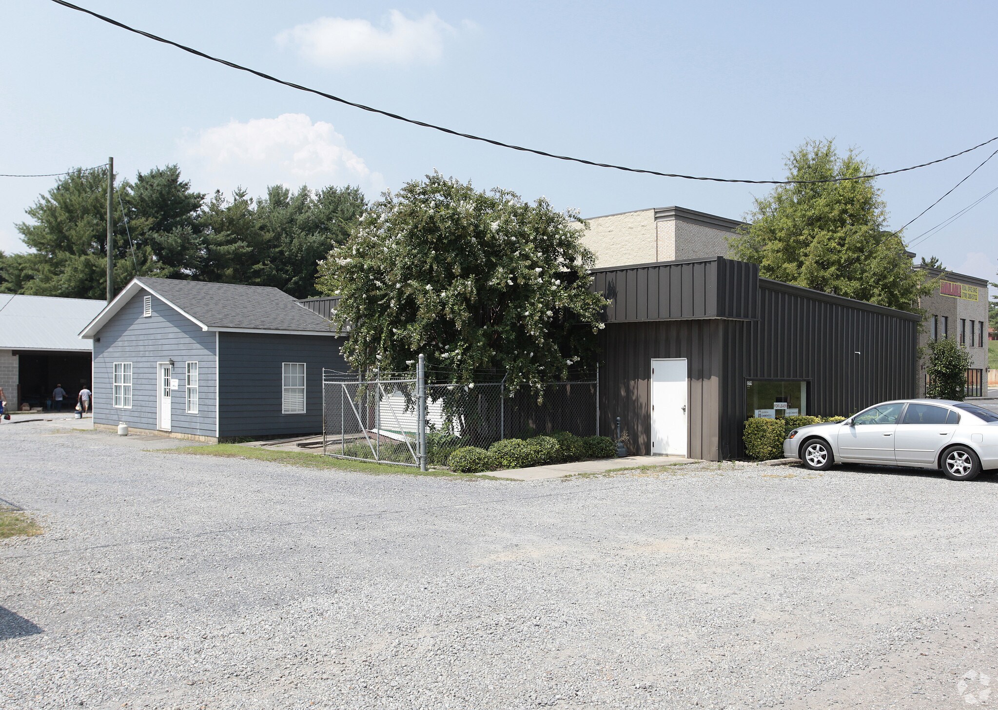 1279 Oakwood Way, Cartersville, GA for sale Primary Photo- Image 1 of 1