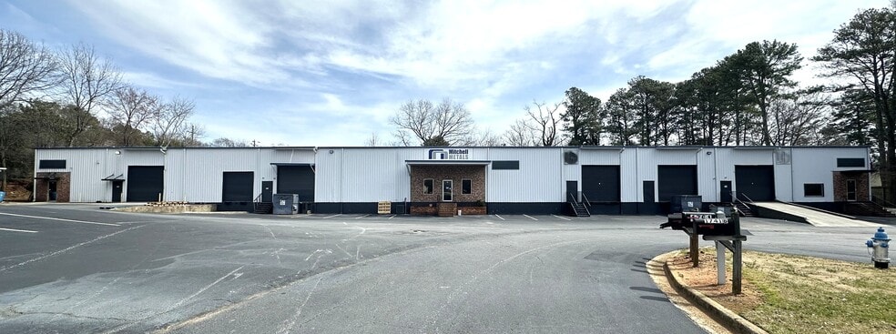 1761 McCoba Dr SE, Smyrna, GA for lease - Building Photo - Image 1 of 9