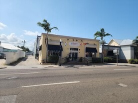 111 W Olympia Ave, Punta Gorda FL - Pub