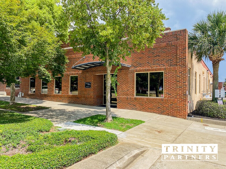 720 Lady St, Columbia, SC for lease - Building Photo - Image 1 of 5
