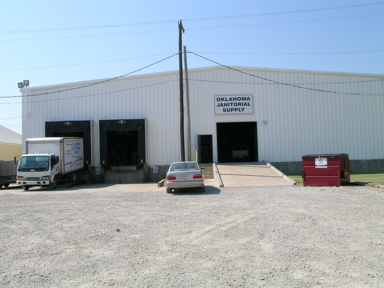 301 N Rhode Island Ave, Oklahoma City, OK for lease - Building Photo - Image 2 of 10