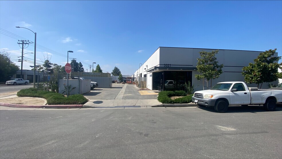 3021 E Coronado St, Anaheim, CA for sale - Building Photo - Image 1 of 1
