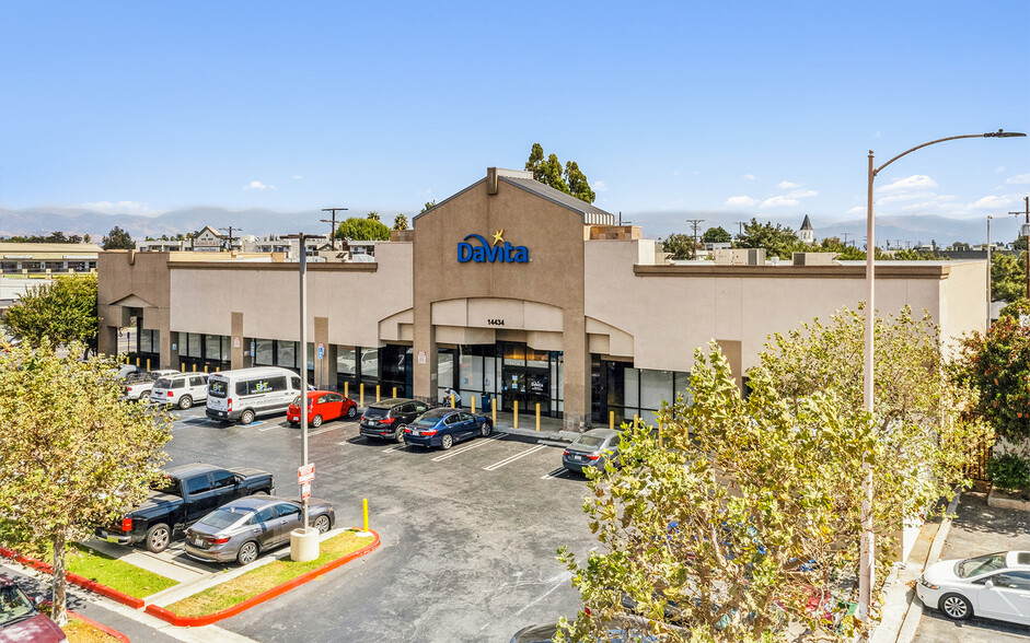 14434-14480 Sherman Way, Van Nuys, CA for sale - Building Photo - Image 1 of 6