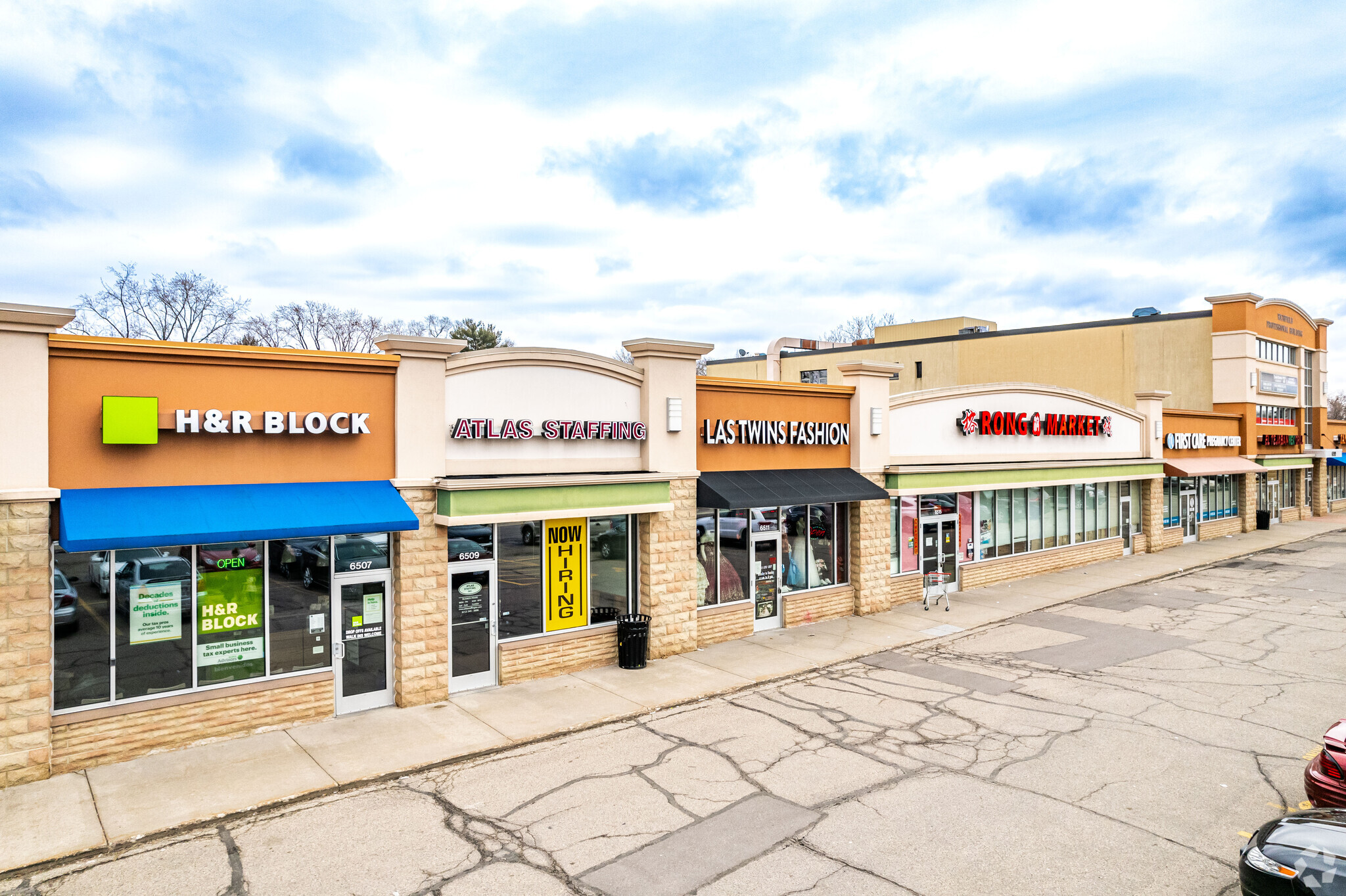 10 E 66th St, Minneapolis, MN for lease Primary Photo- Image 1 of 14