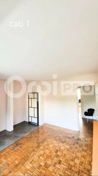 Office in Joinville-le-Pont for lease - Interior Photo - Image 3 of 6