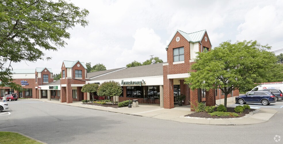 1136 Thorn Run Rd, Coraopolis, PA for sale - Primary Photo - Image 1 of 1