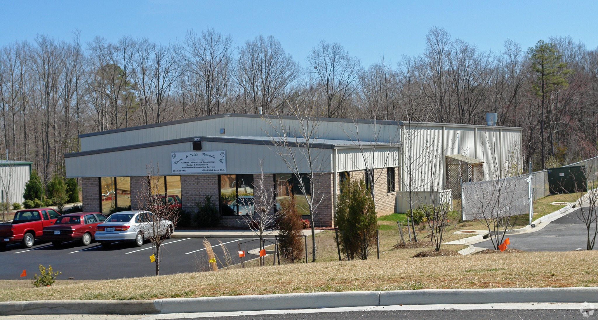 1720 E Oak Lake Blvd, Midlothian, VA for lease Primary Photo- Image 1 of 5
