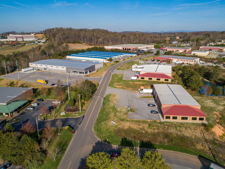 1420 E Weisgarber Rd, Knoxville, TN for lease - Aerial - Image 3 of 17