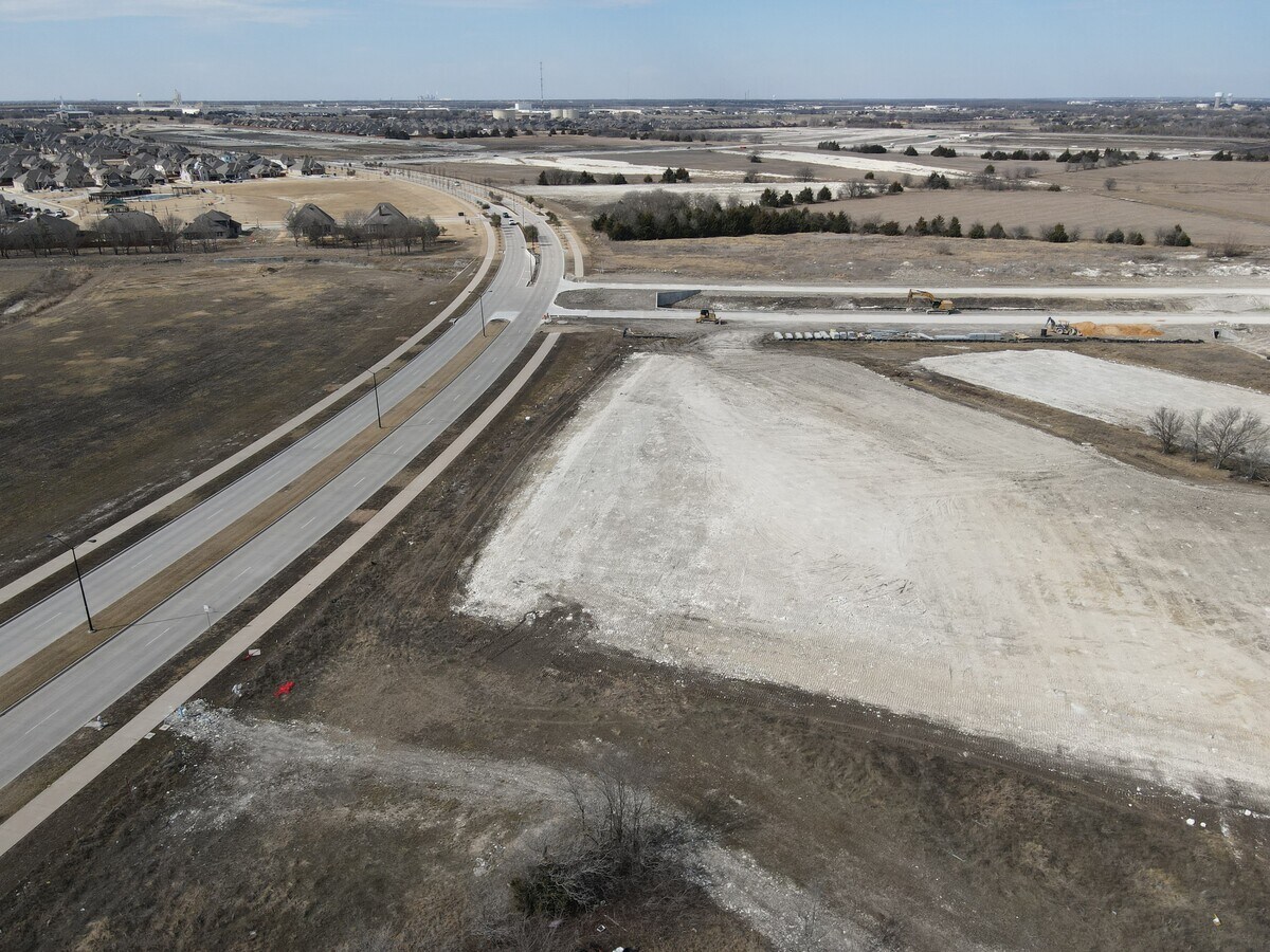 3103 Brown St, Waxahachie, TX 75165