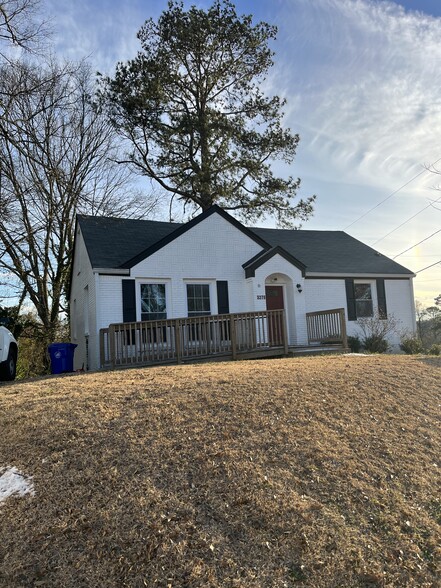 3279 Memorial Dr, Decatur, GA for lease - Building Photo - Image 1 of 1