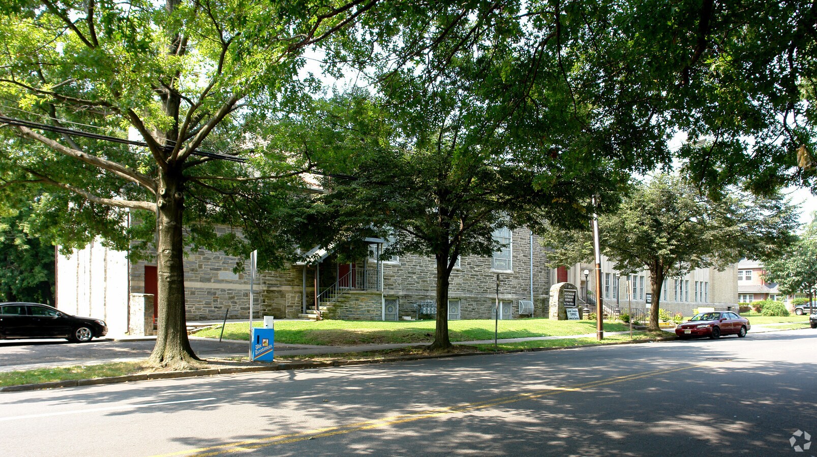 715 Bellevue Ave, Trenton, NJ 08618