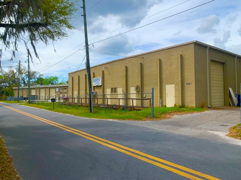 130 SE 10th Ave, Gainesville, FL for sale - Primary Photo - Image 1 of 6