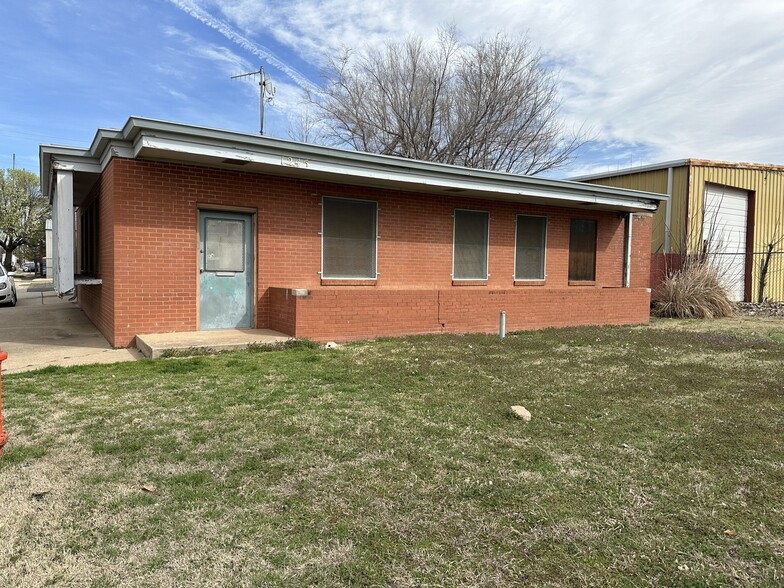 1245 NW 2nd St, Oklahoma City, OK for sale - Building Photo - Image 1 of 14