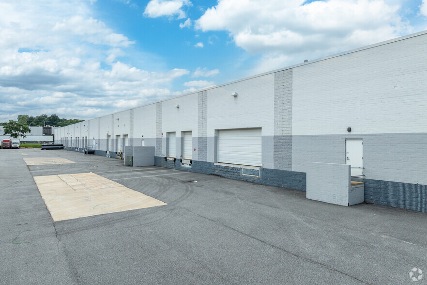 8210-8214 Wellmoor Ct, Jessup, MD for lease - Building Photo - Image 2 of 5