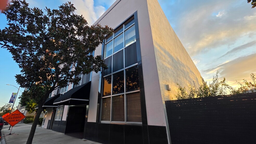 817-819 10th St, Modesto, CA for sale - Building Photo - Image 2 of 23