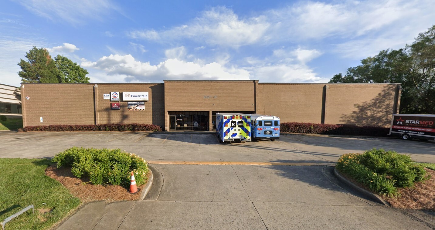2527-2537 Scott Futrell Dr, Charlotte, NC for lease Building Photo- Image 1 of 6