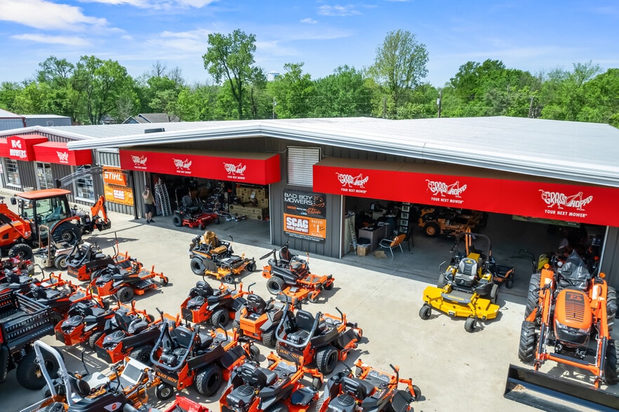 Industrial Portfolio Sale Leaseback portfolio of 9 properties for sale on LoopNet.com - Building Photo - Image 2 of 3