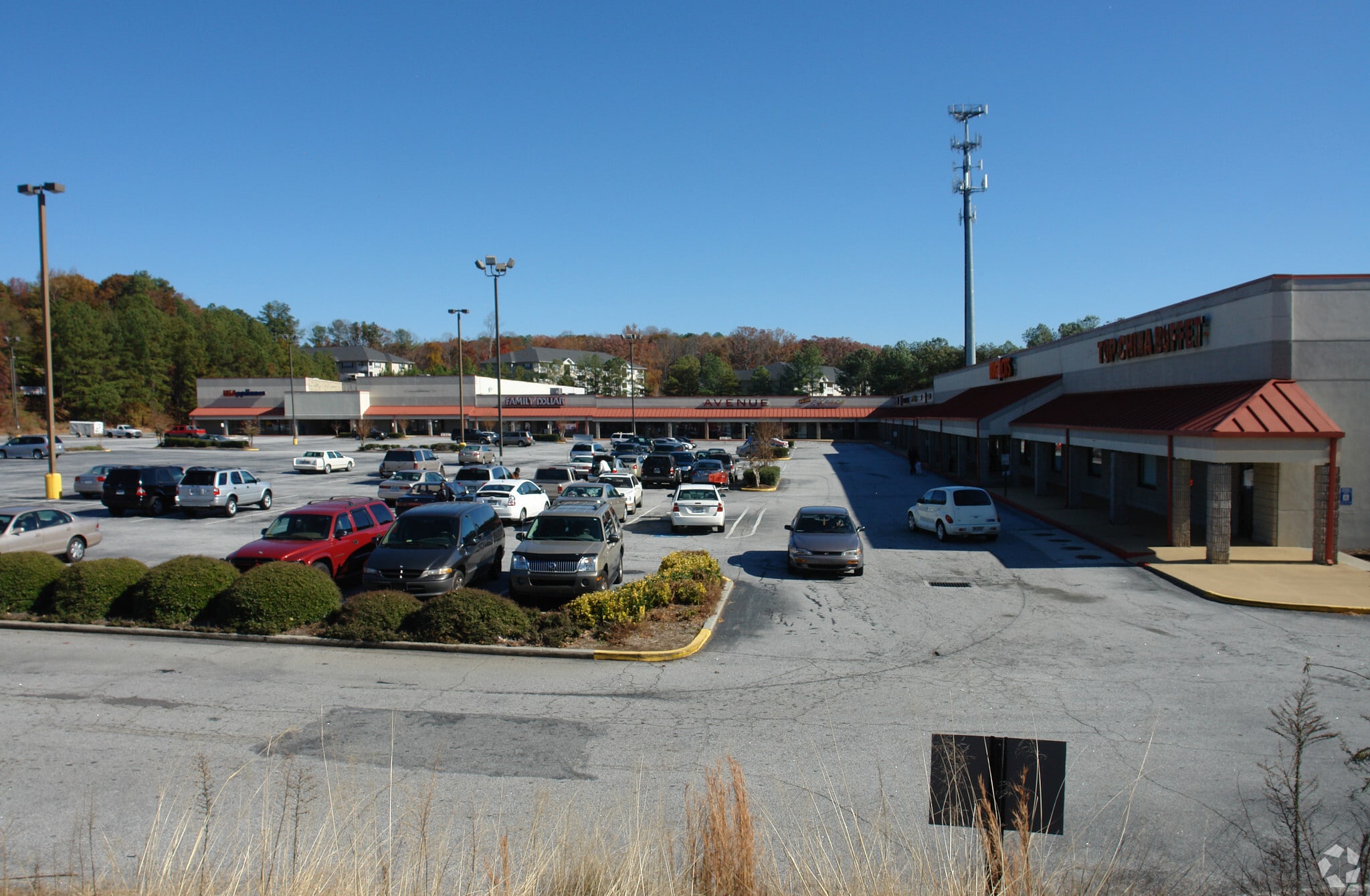 6009-6023 Memorial Dr, Stone Mountain, GA for lease Primary Photo- Image 1 of 5