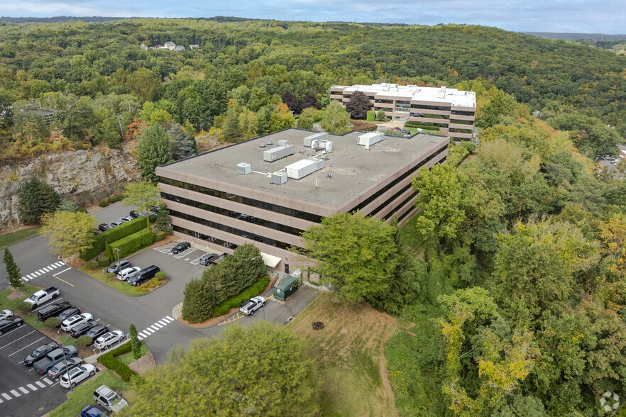 3 Enterprise Dr, Shelton, CT for lease - Building Photo - Image 3 of 21