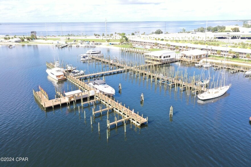 5300 Highway 98 Hwy, Panama City, FL for lease - Building Photo - Image 2 of 30