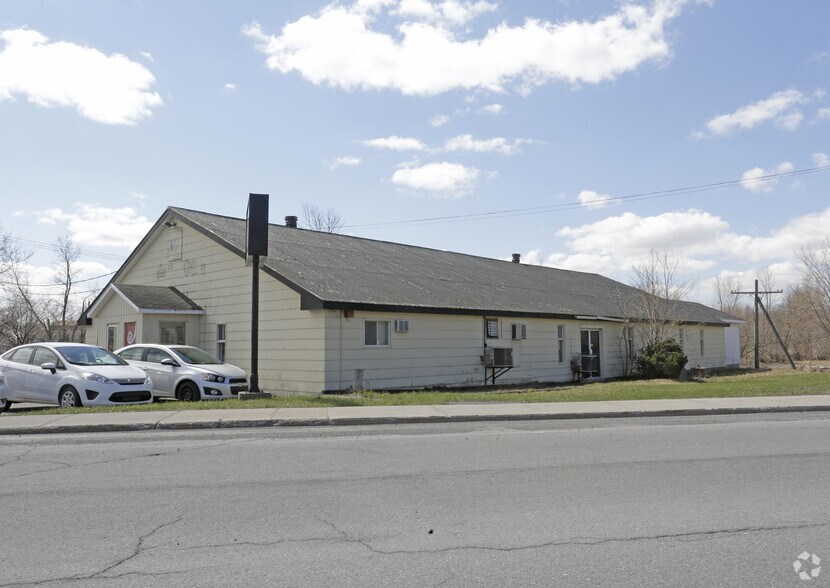 20 Montée Lasaline, St-Constant, QC for sale - Building Photo - Image 1 of 3