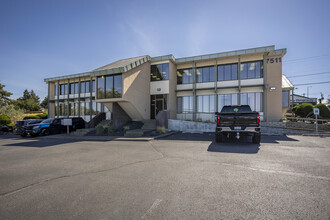 7511 W Arrowhead Ave, Kennewick, WA for lease Building Photo- Image 2 of 27