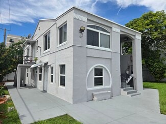 More details for 120 SW 20th Ave, Miami, FL - Multifamily for Sale