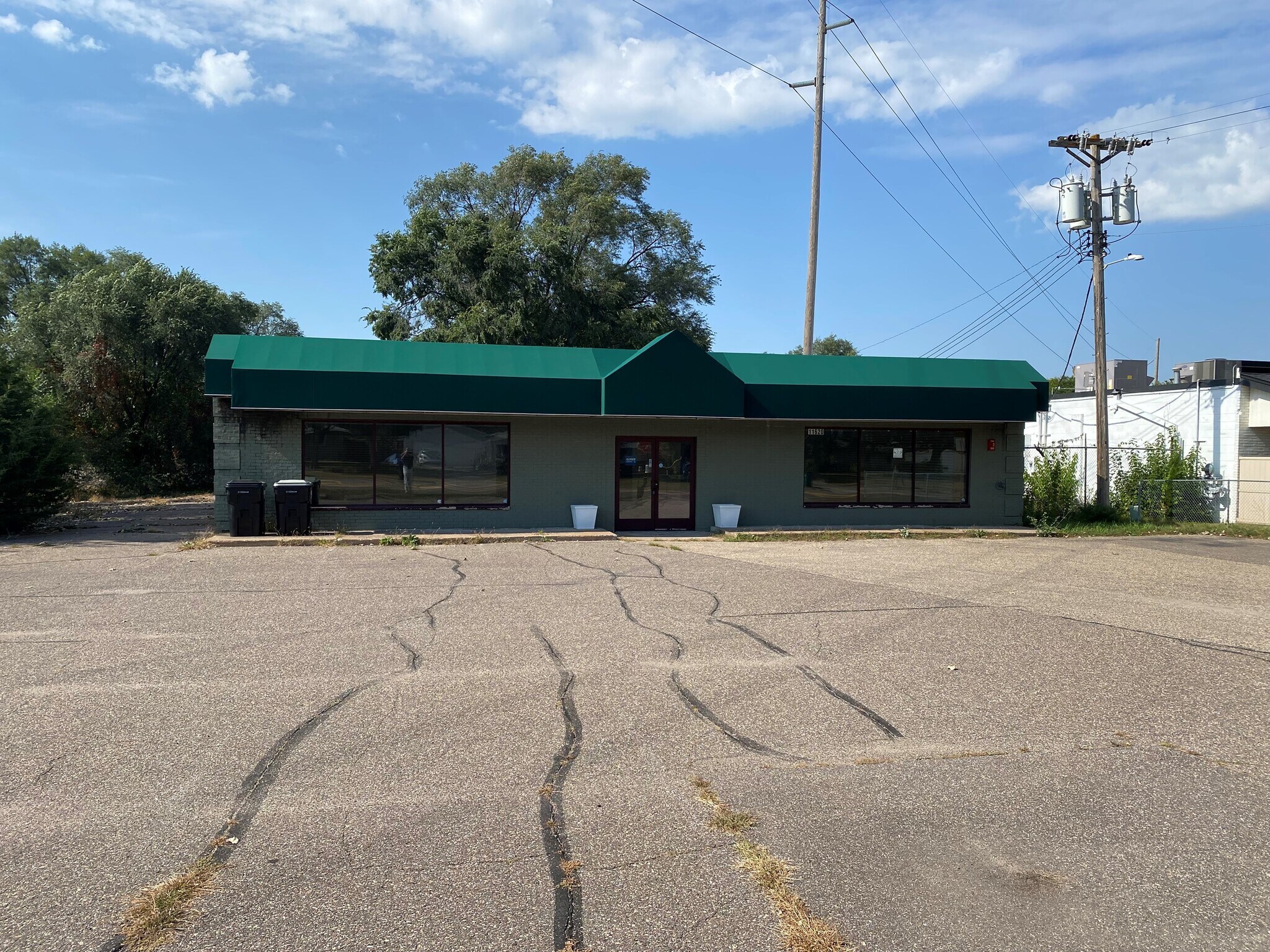 11620 Crooked Lake Blvd NW, Coon Rapids, MN for lease Building Photo- Image 1 of 10