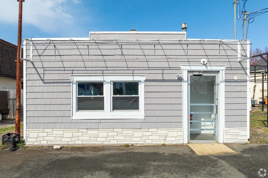 305 State Route 36, Hazlet, NJ for sale - Primary Photo - Image 1 of 1