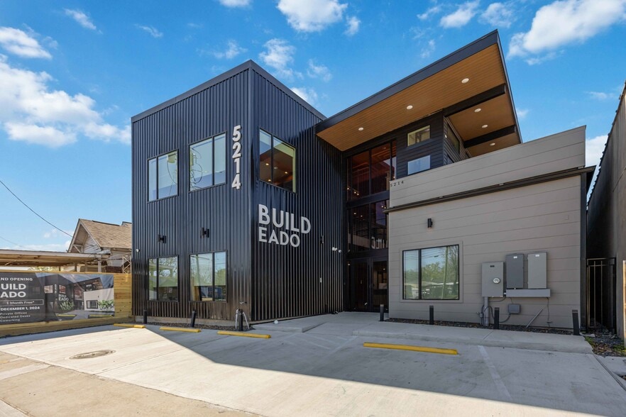 5214 Harrisburg Blvd, Houston, TX for lease - Building Photo - Image 1 of 41