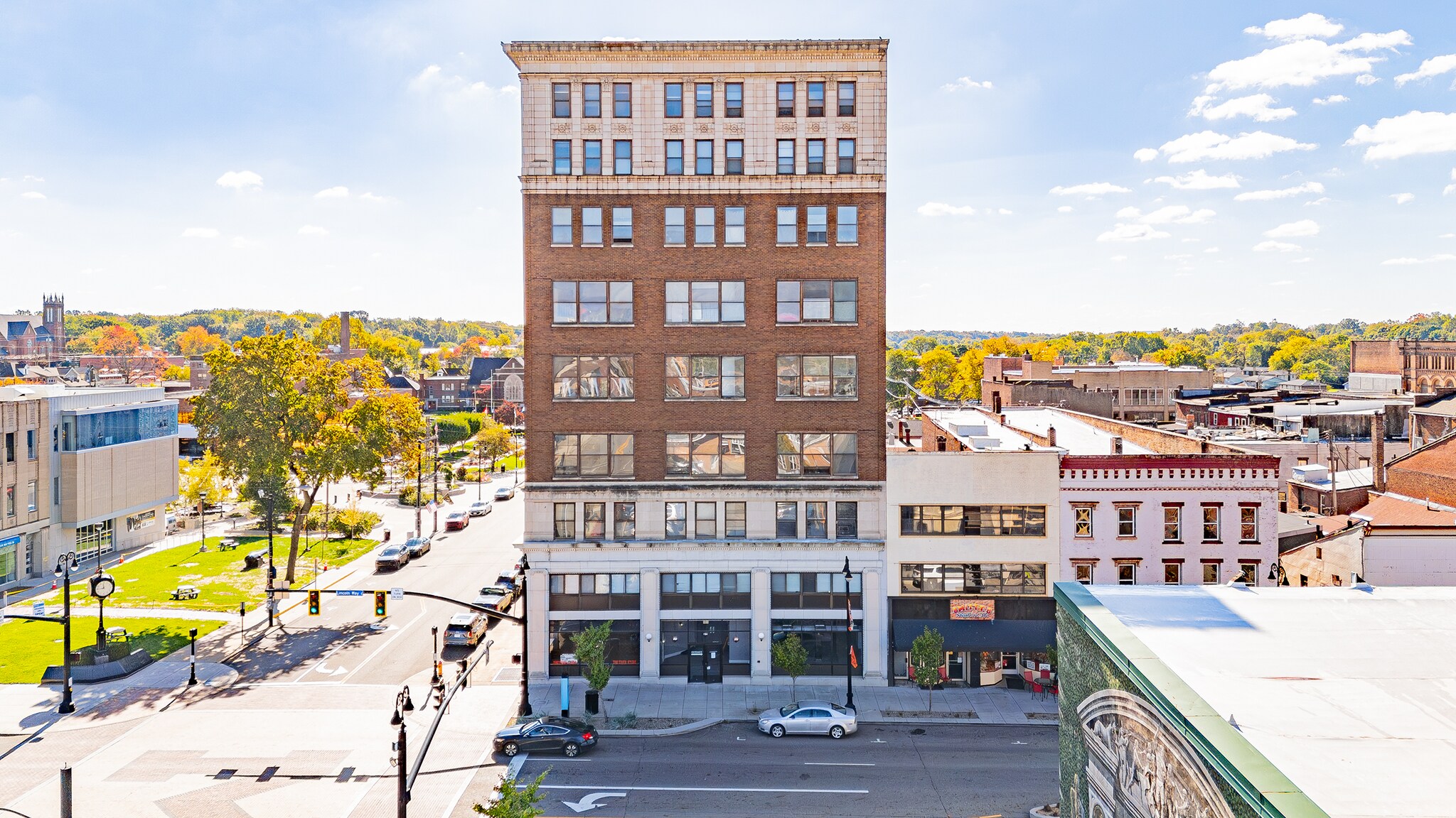 59 Lincoln Way E, Massillon, OH for lease Interior Photo- Image 1 of 11