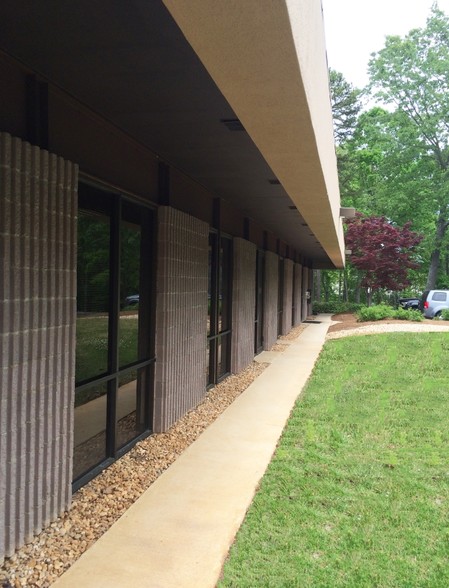 150 Technology Pky, Peachtree Corners, GA for sale - Building Photo - Image 2 of 31