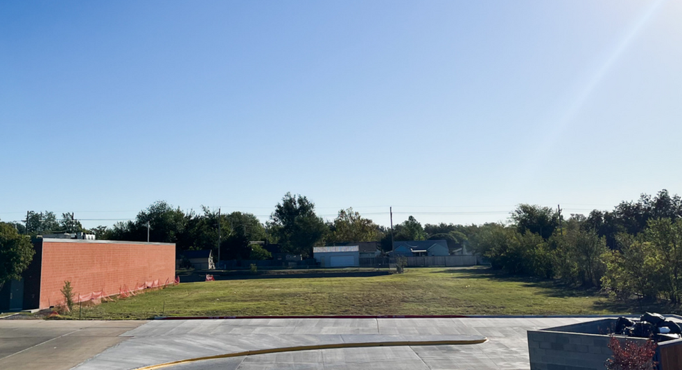 816 NW 21st St, Lawton, OK for sale - Primary Photo - Image 1 of 1