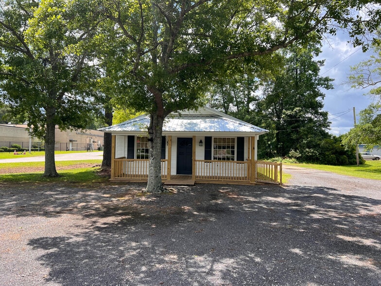 1609 Hemingway Hwy, Hemingway, SC for sale - Primary Photo - Image 1 of 21