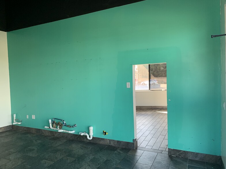 4460 Keith St NW, Cleveland, TN for sale - Interior Photo - Image 3 of 29