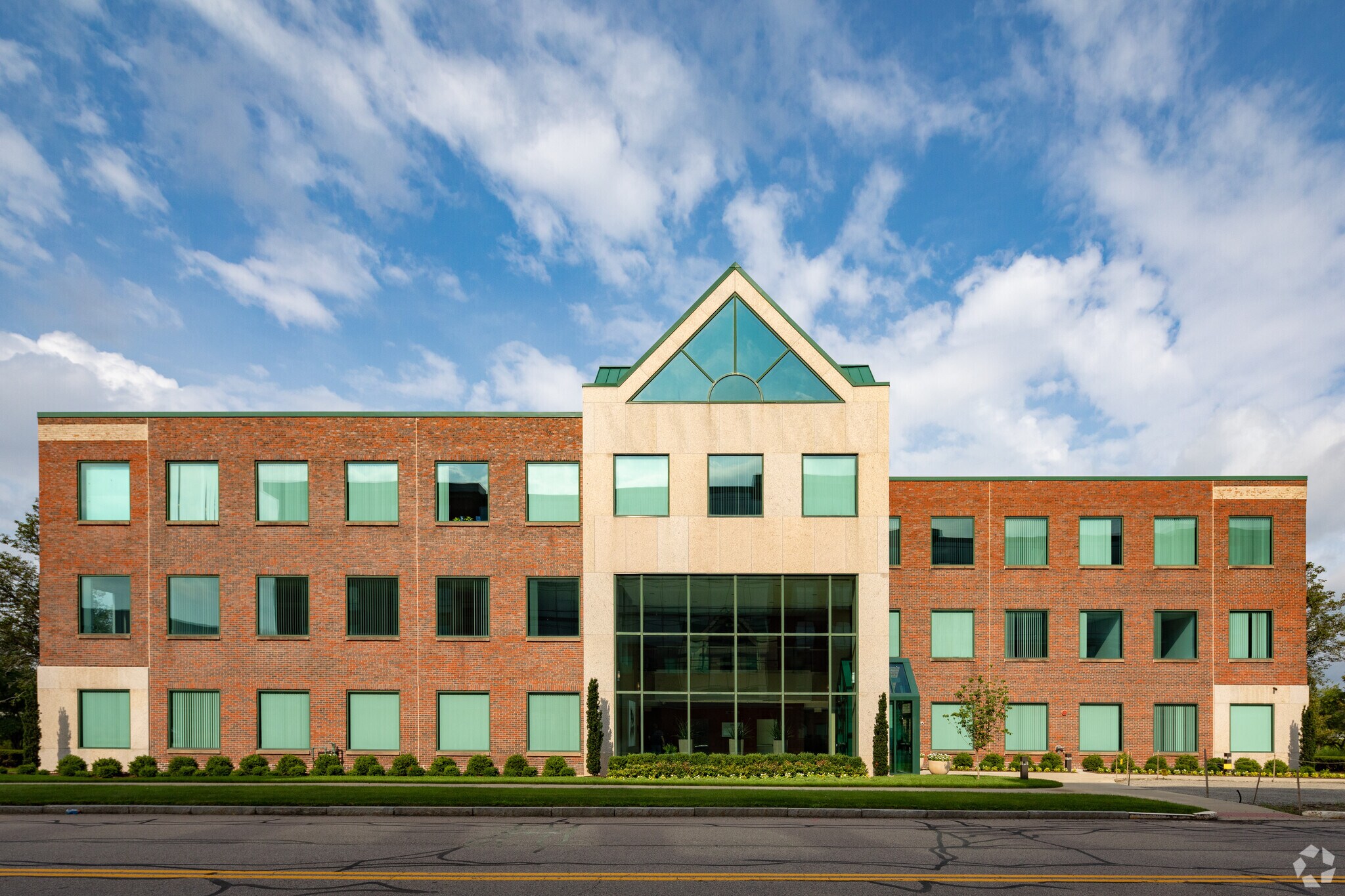 197 First Ave, Needham, MA 02494 Office for Lease