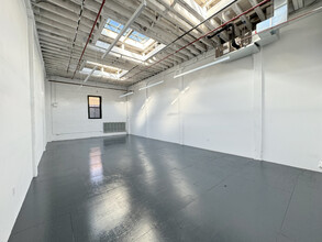 1519 Decatur St, Ridgewood, NY for lease Interior Photo- Image 1 of 5